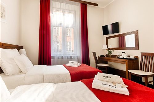 غرفة بسرير مزدوج أو سريرين منفصلين بإطلالة على المدينة، Yarden Aparthotel by Artery Hotels 2/4