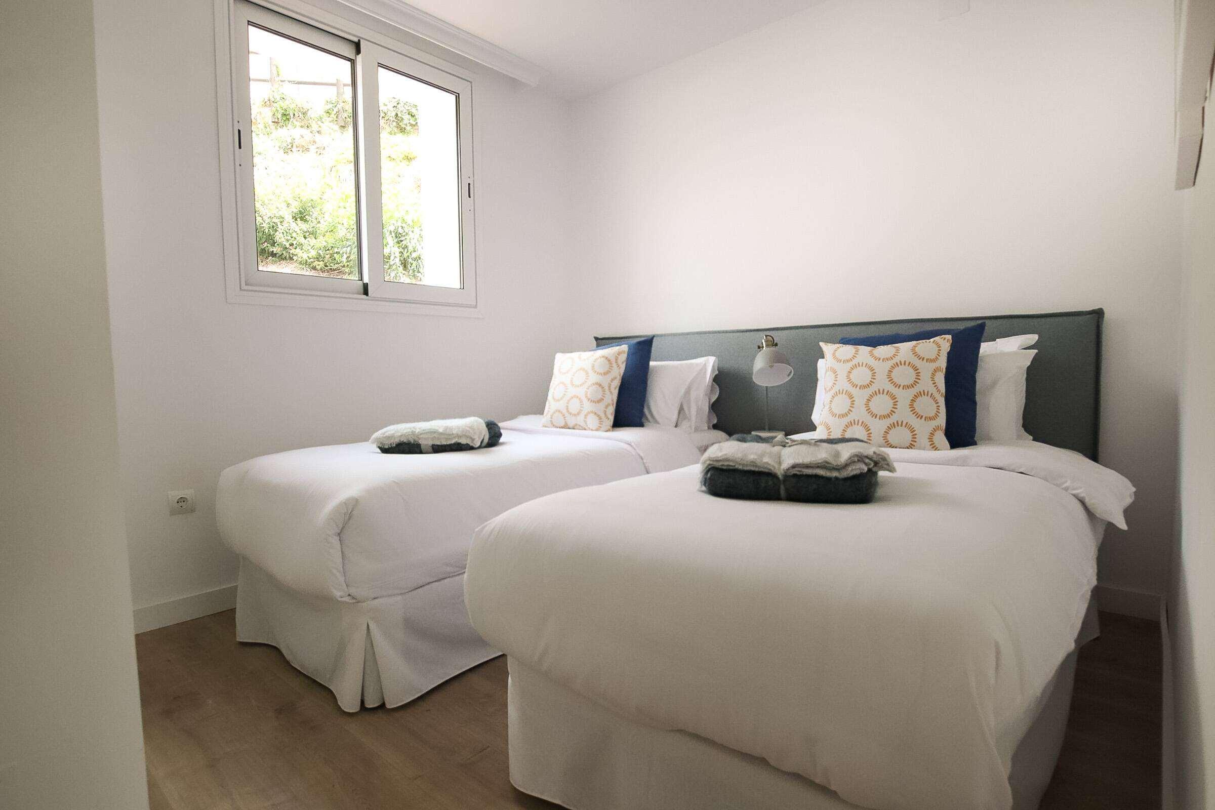 2 Bedrooms, Master, Classic, Suite
