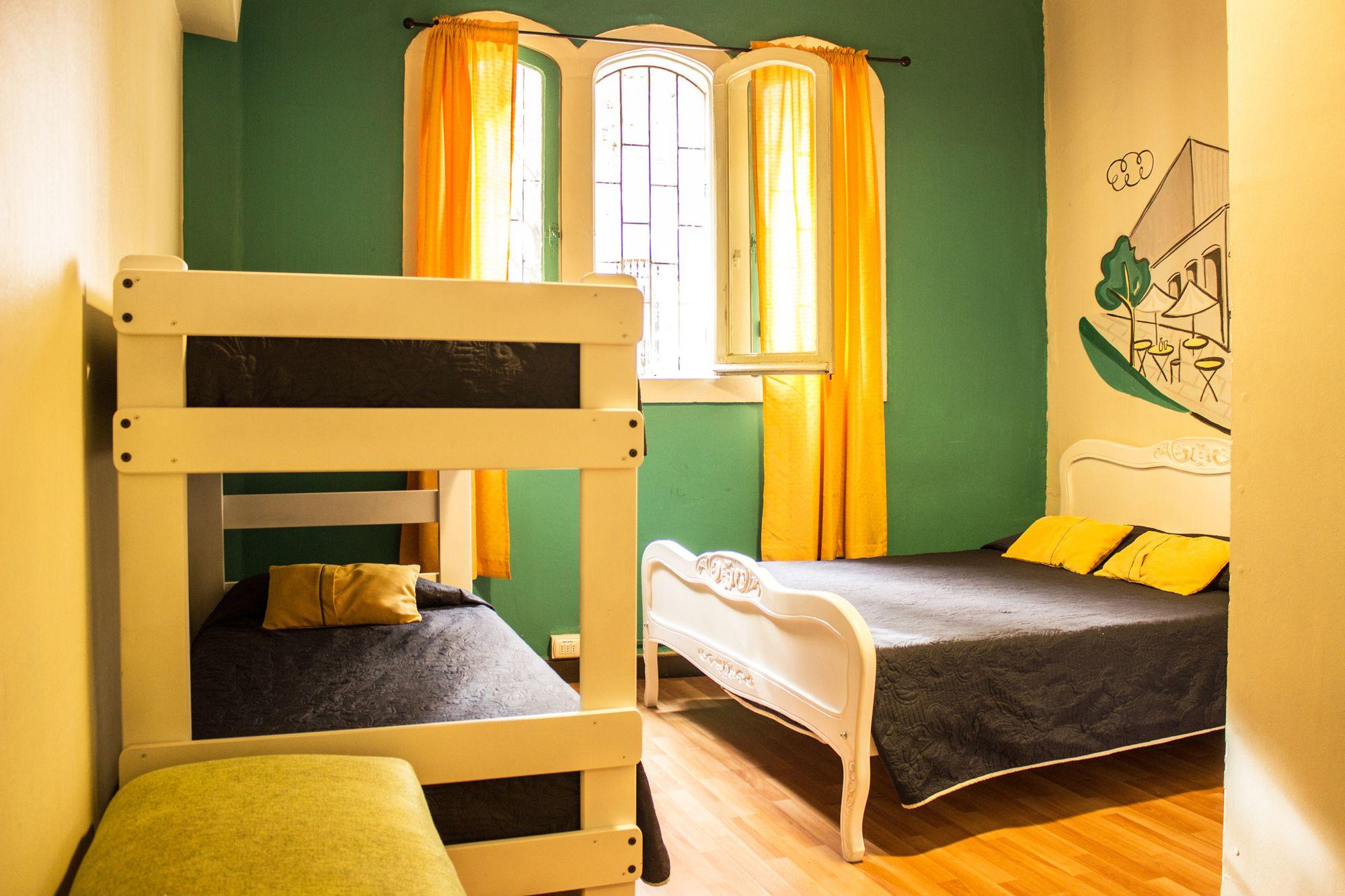 غرفة ثلاثية بحمام خاص، Forestal Hostal 5/10