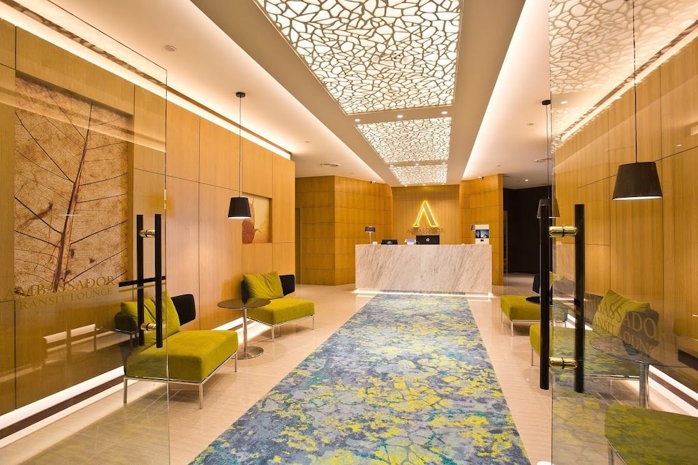 Ambassador Transit Lounge Singapore T2 5/27