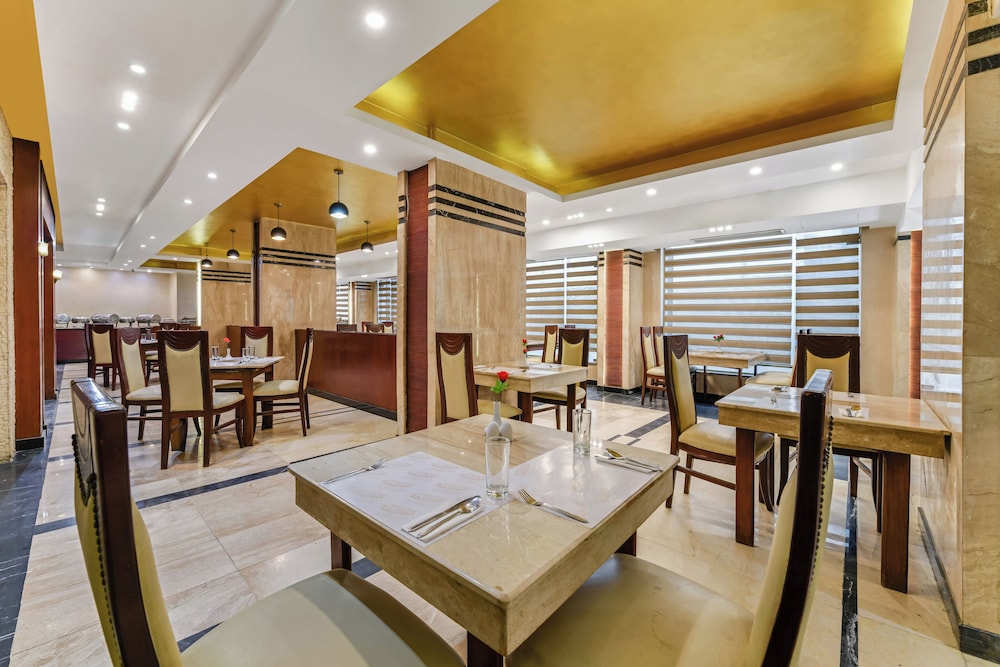 Aura Inn Tiba Pyramids Hotel 42/47