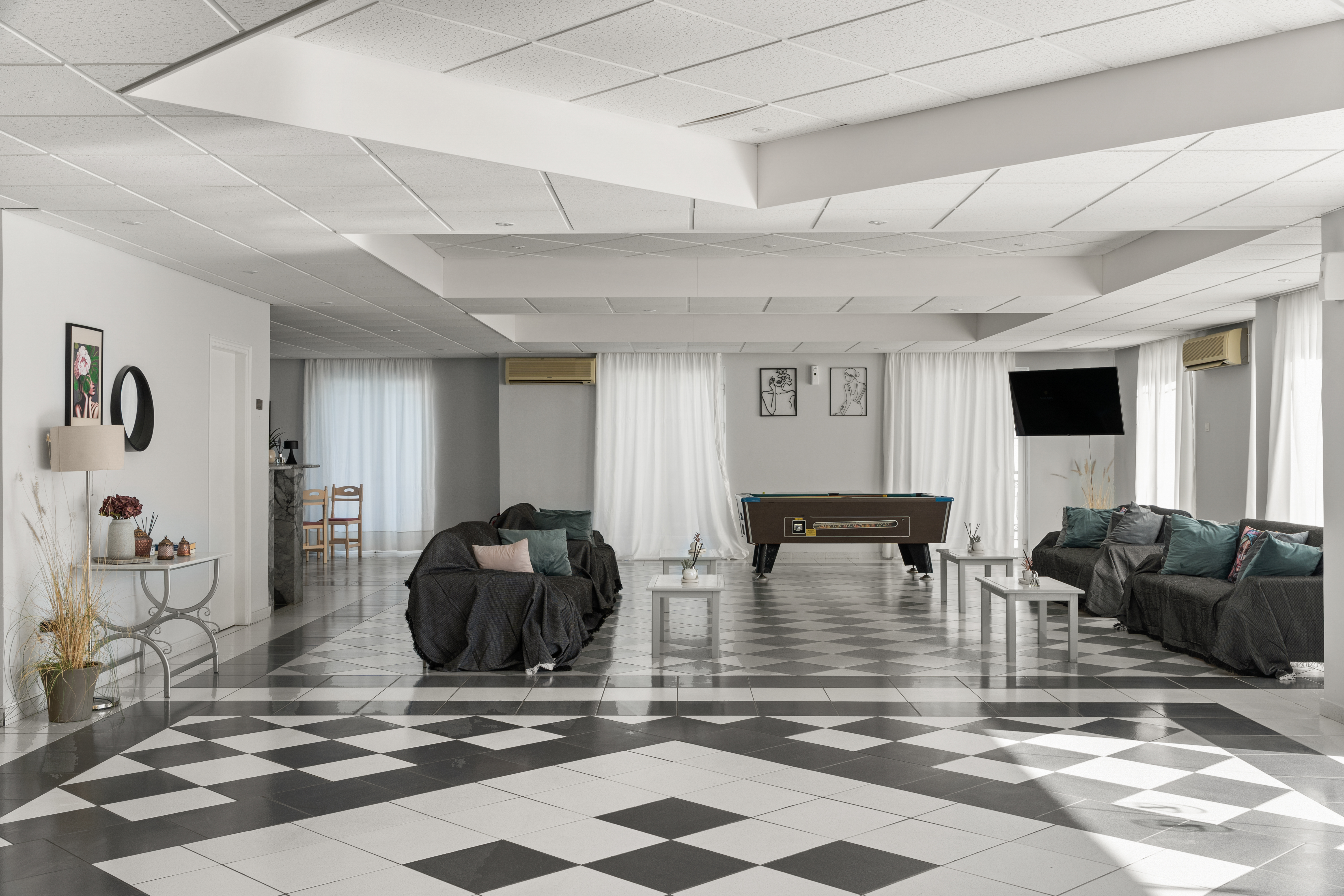 Eleana Hotel by GHH 32/40