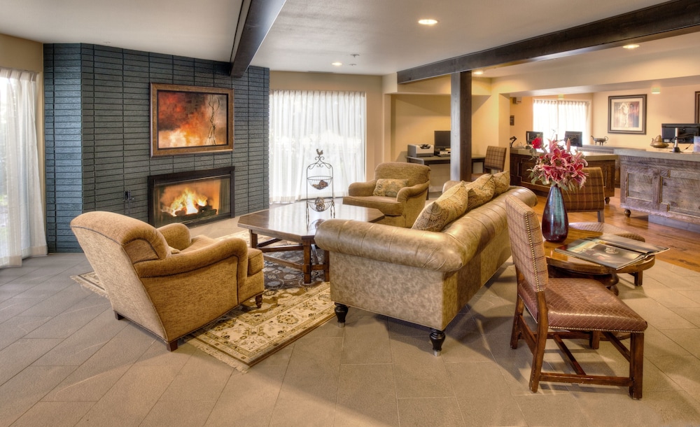 Holiday Inn Resort the Lodge At Eagle Crest 34/58