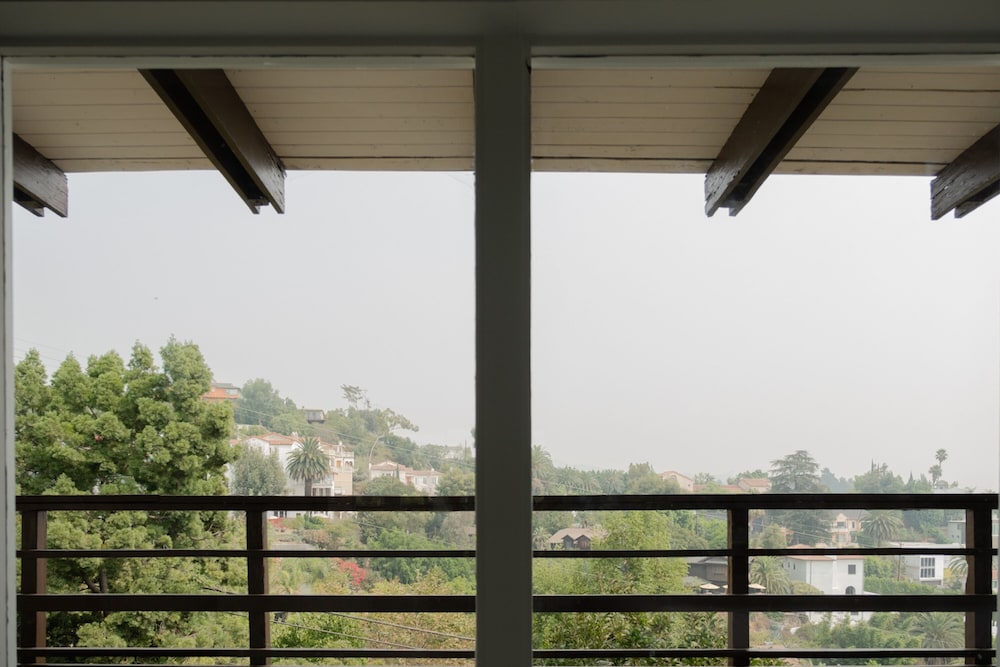 Hollywood Hills Hotel 2/55