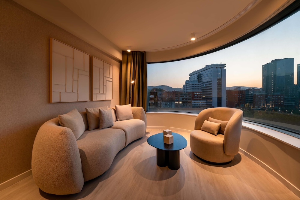 Barcelo Nervion 28/50