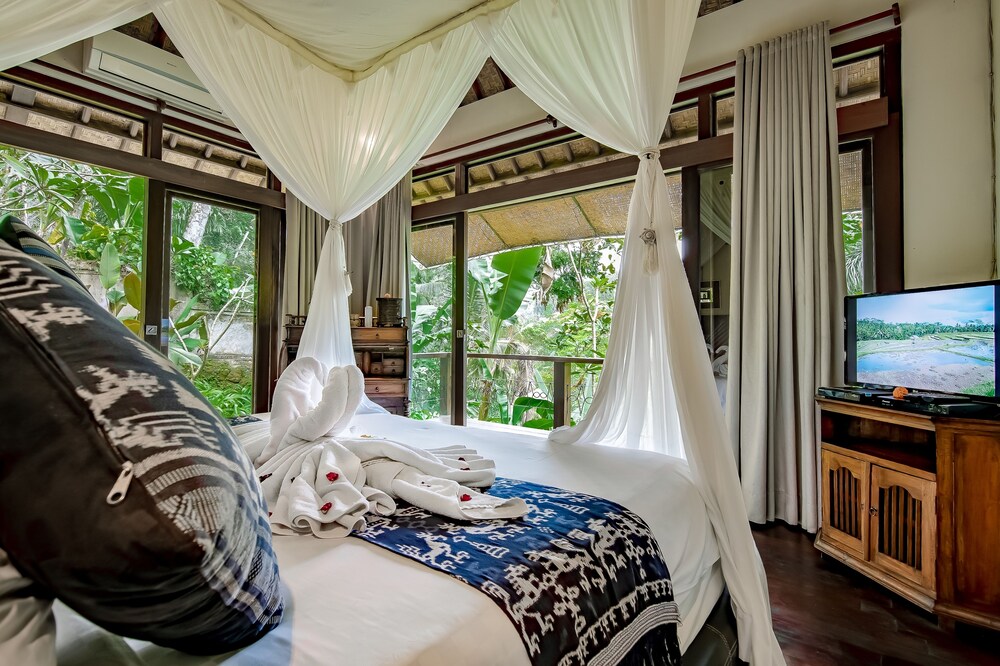 Villa Umah Shanti 16/50