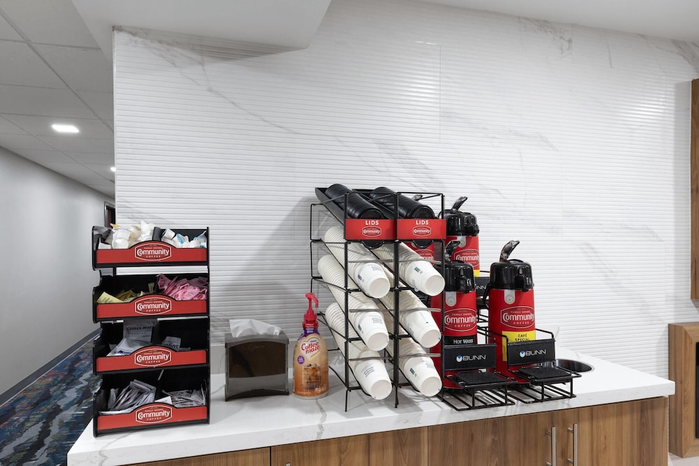 Hawthorn Extended Stay by Wyndham Springdale 14/34