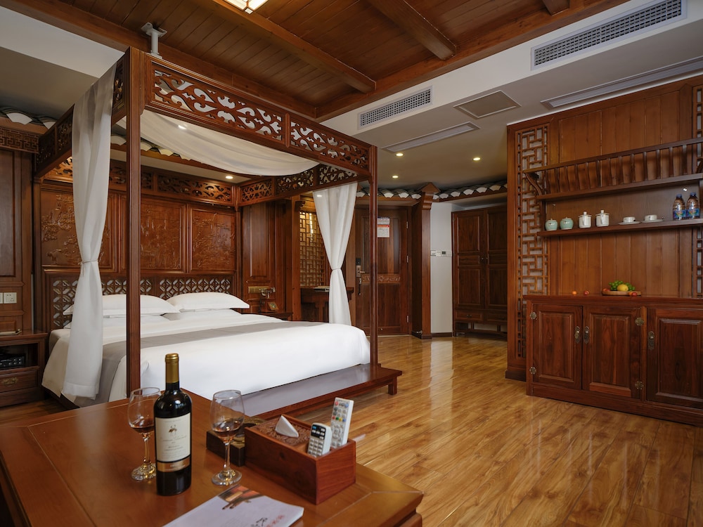 Lee's Boutique Resort 25/50