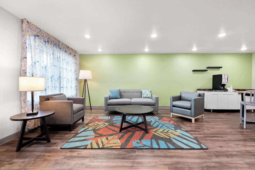 WoodSpring Suites Huntsville - Research Park 29/40