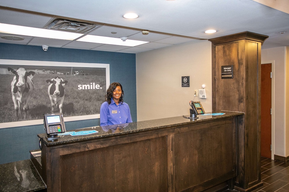 Hampton Inn Marshall, TX 7/43