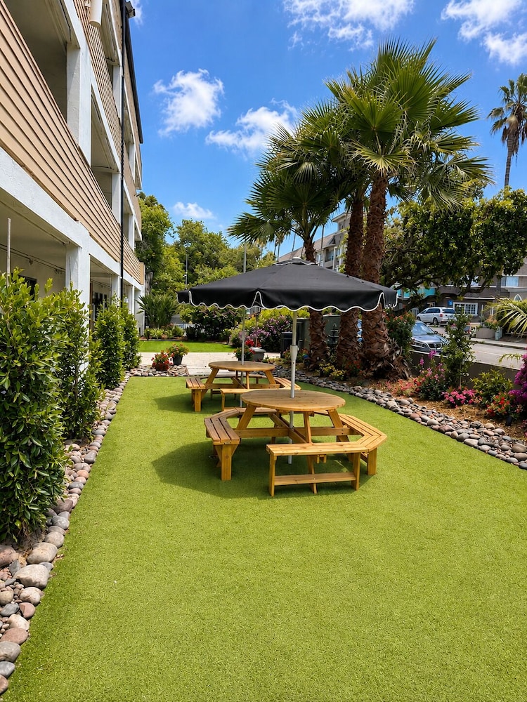 Riverleaf Inn Mission Valley 45/48