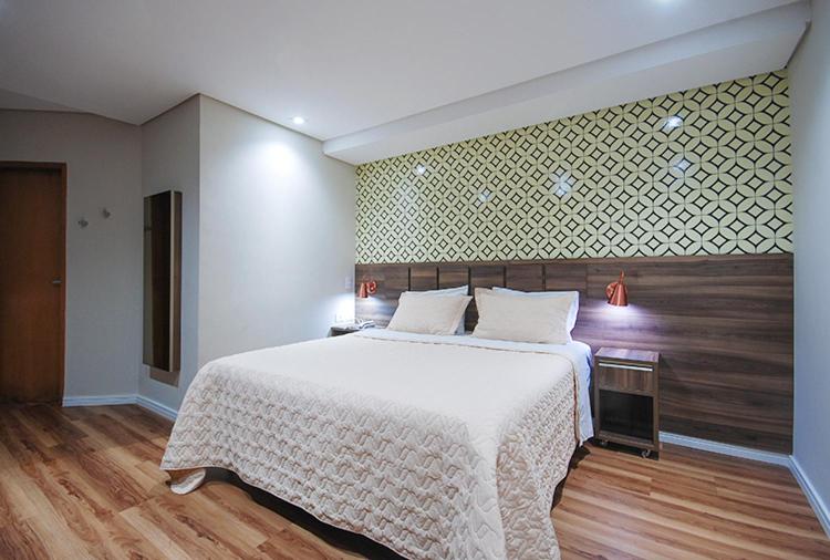 Hotel Biz 16/62