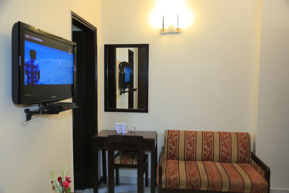 Sundeep Inn 36/46