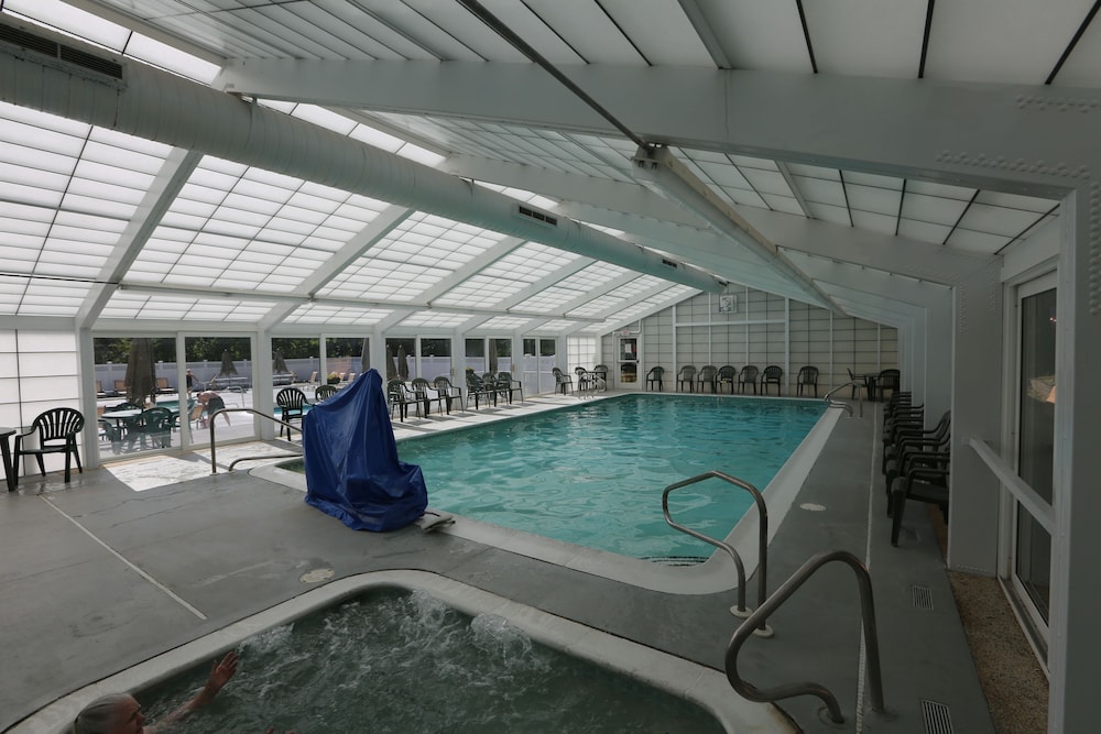 Cold Spring Resort 29/64