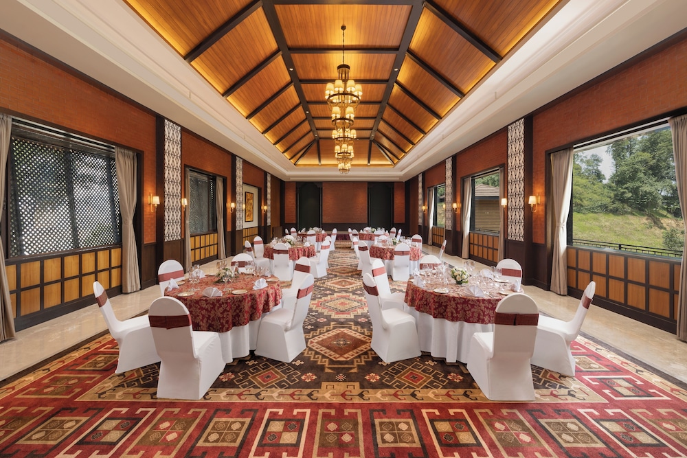 Fortune Resort and Wellness Spa 36/48