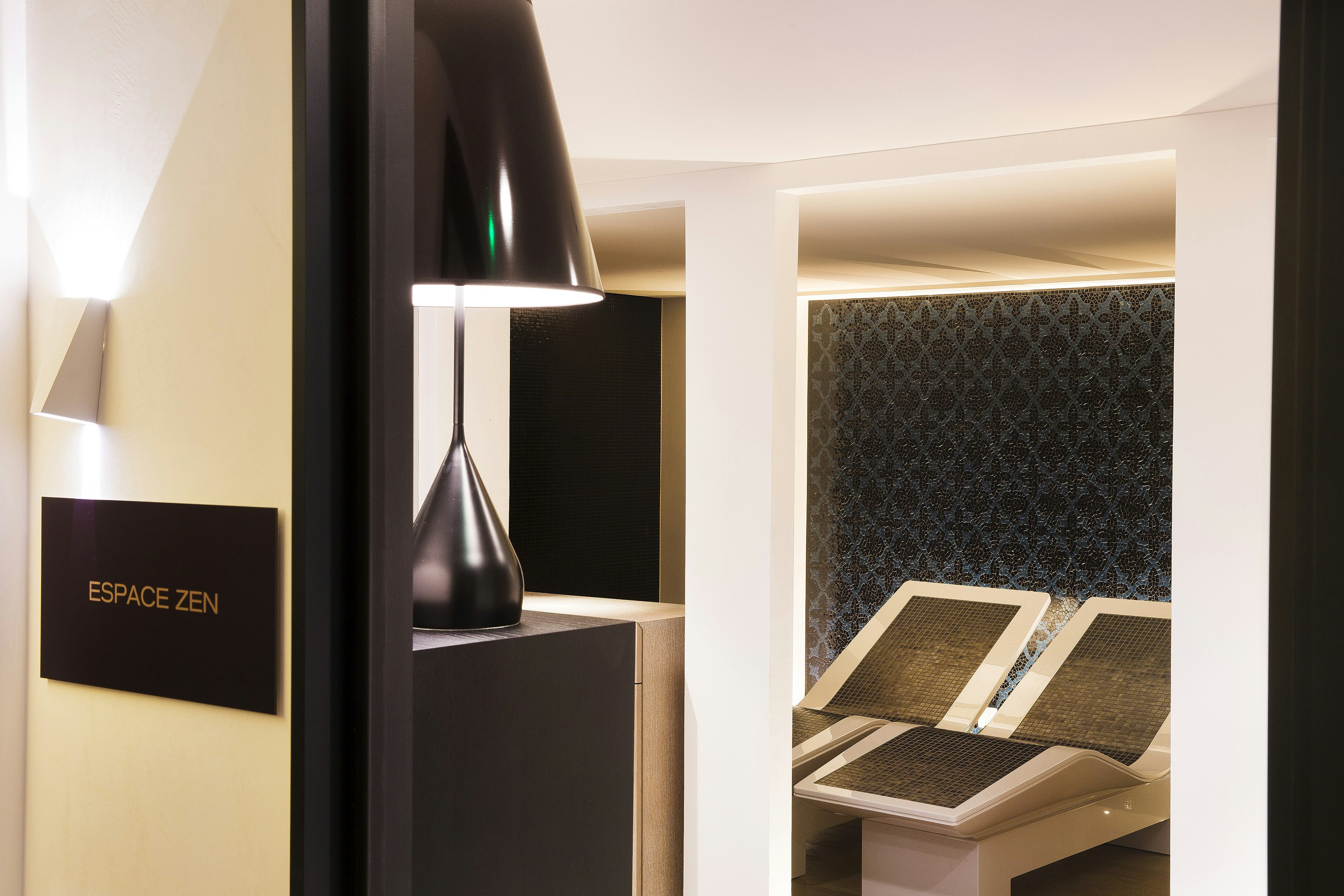 Hotel D Strasbourg 18/45