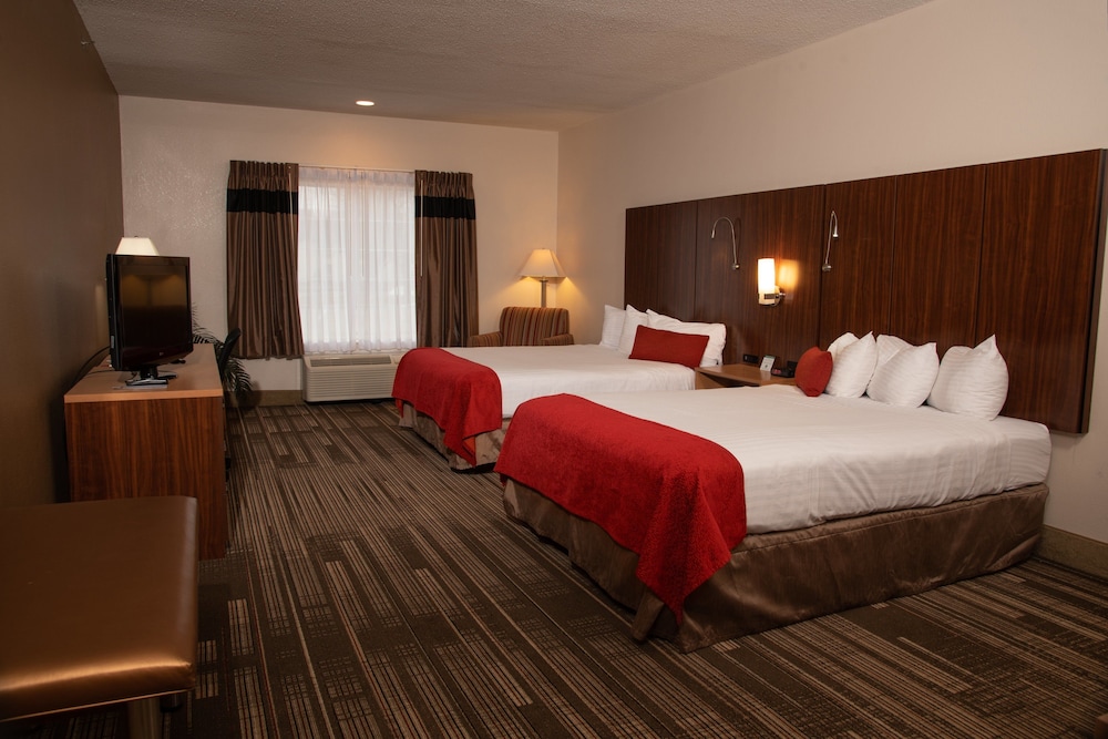 Northfield Inn Suites Conference Center 13/63