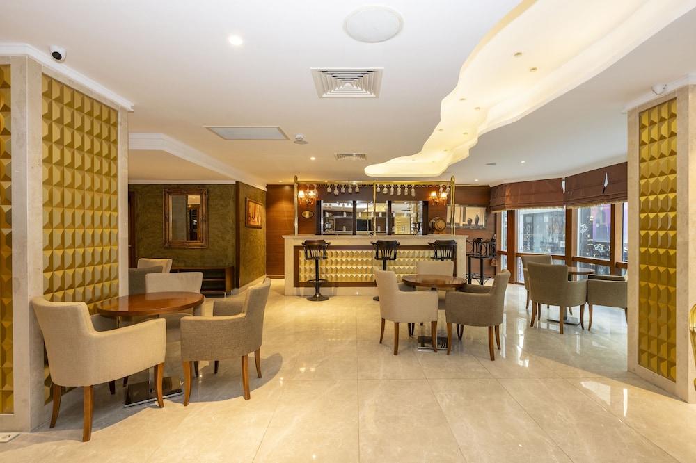 Dalan Hotel 51/57