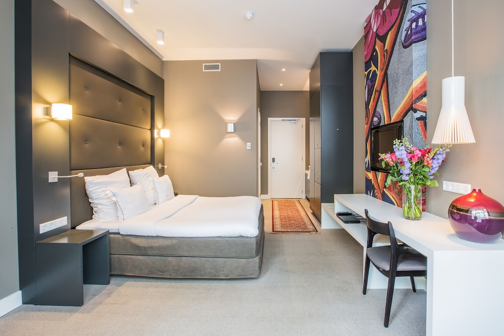 Hotel JL No76 41/64