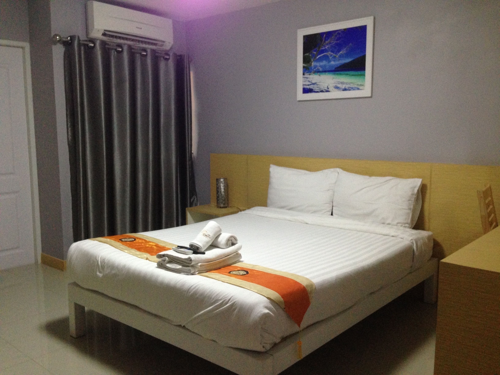 STANDARD, TWIN BEDS