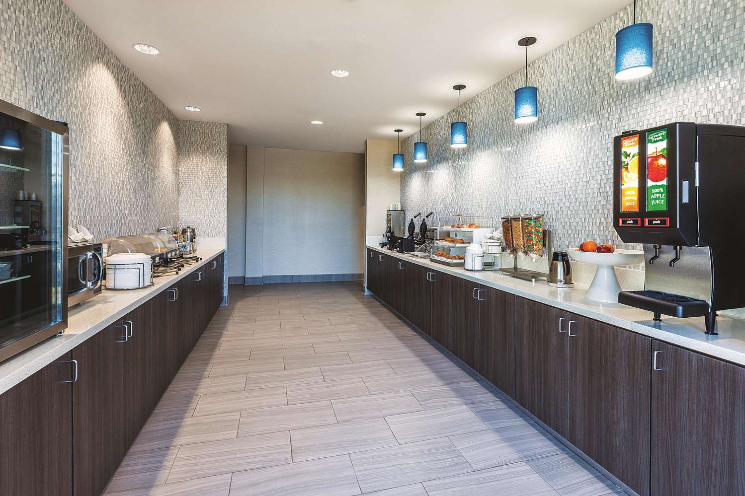 La Quinta Inn & Suites By Wyndham Terre Haute 26/44