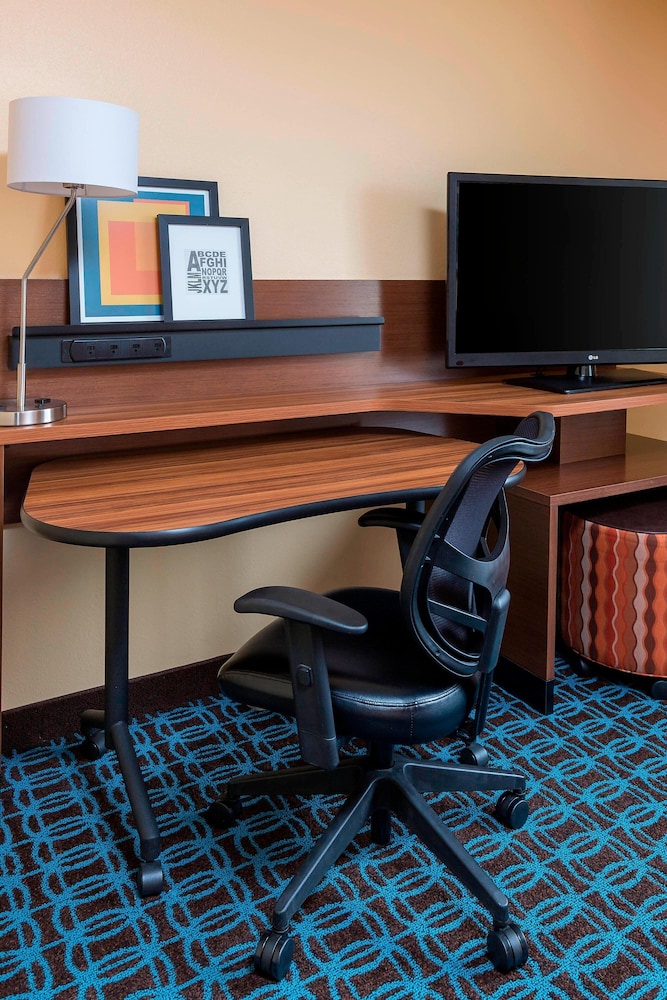 Fairfield Inn Lubbock 30/38