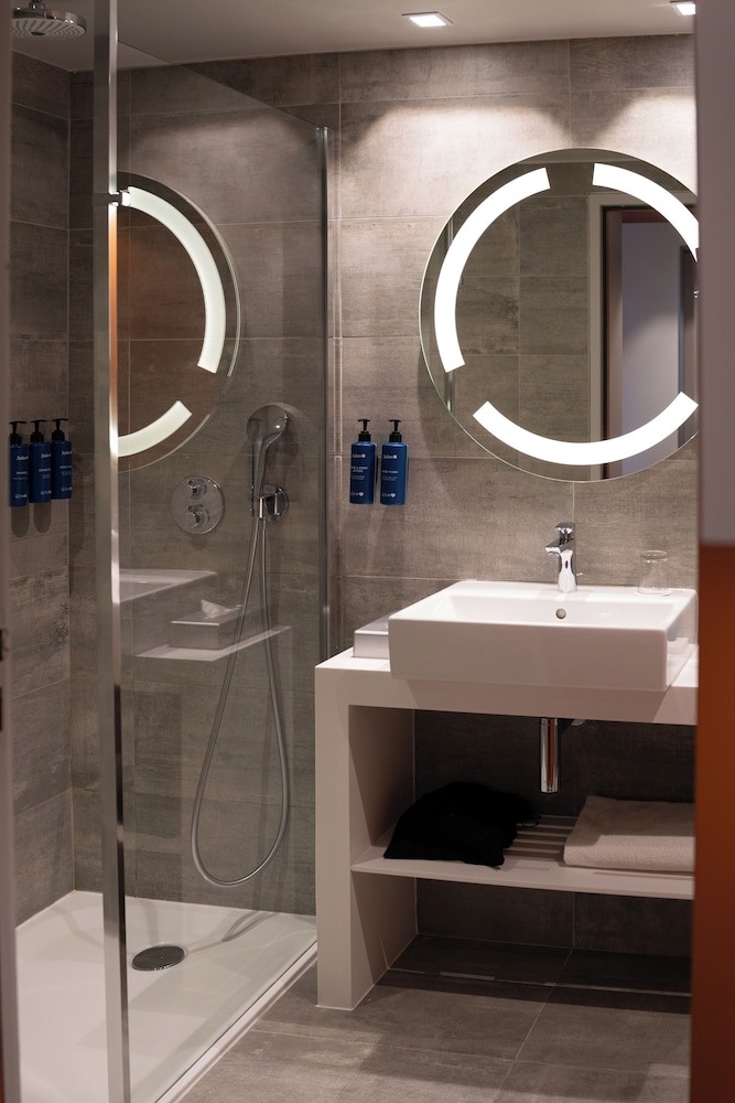 Radisson Blu Bordeaux 80/80