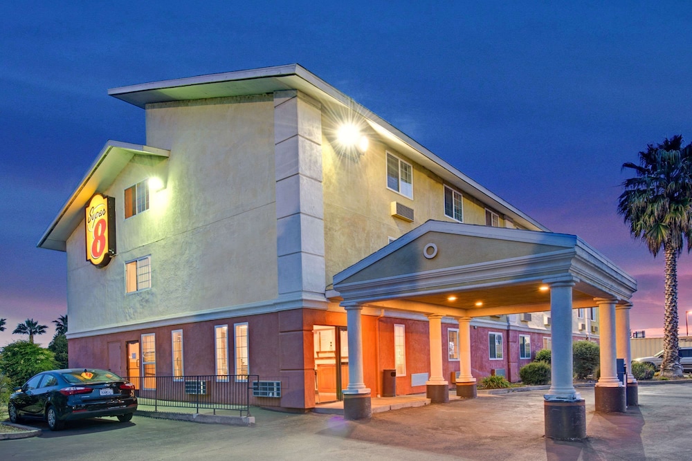Super 8 By Wyndham Sacramento Florin Rd 1/20