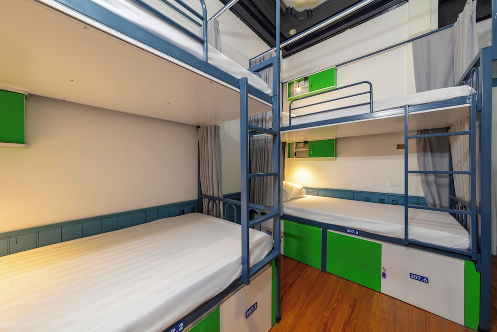 MIXED DORM, SUPERIOR, 4 BEDS