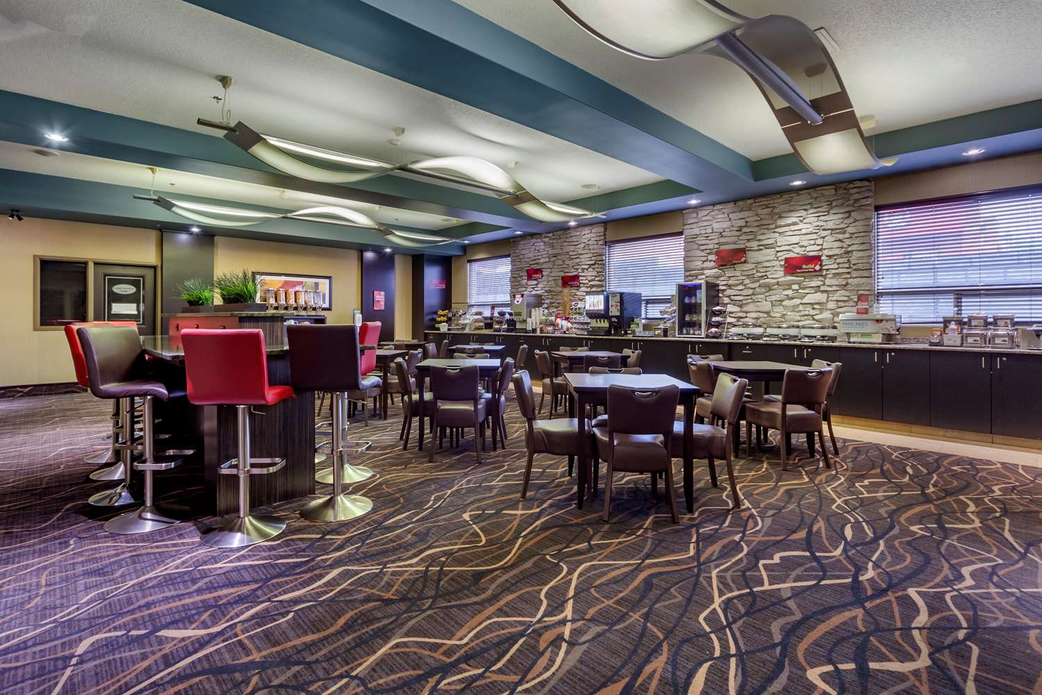 Best Western Plus The Inn At St. Albert 23/38