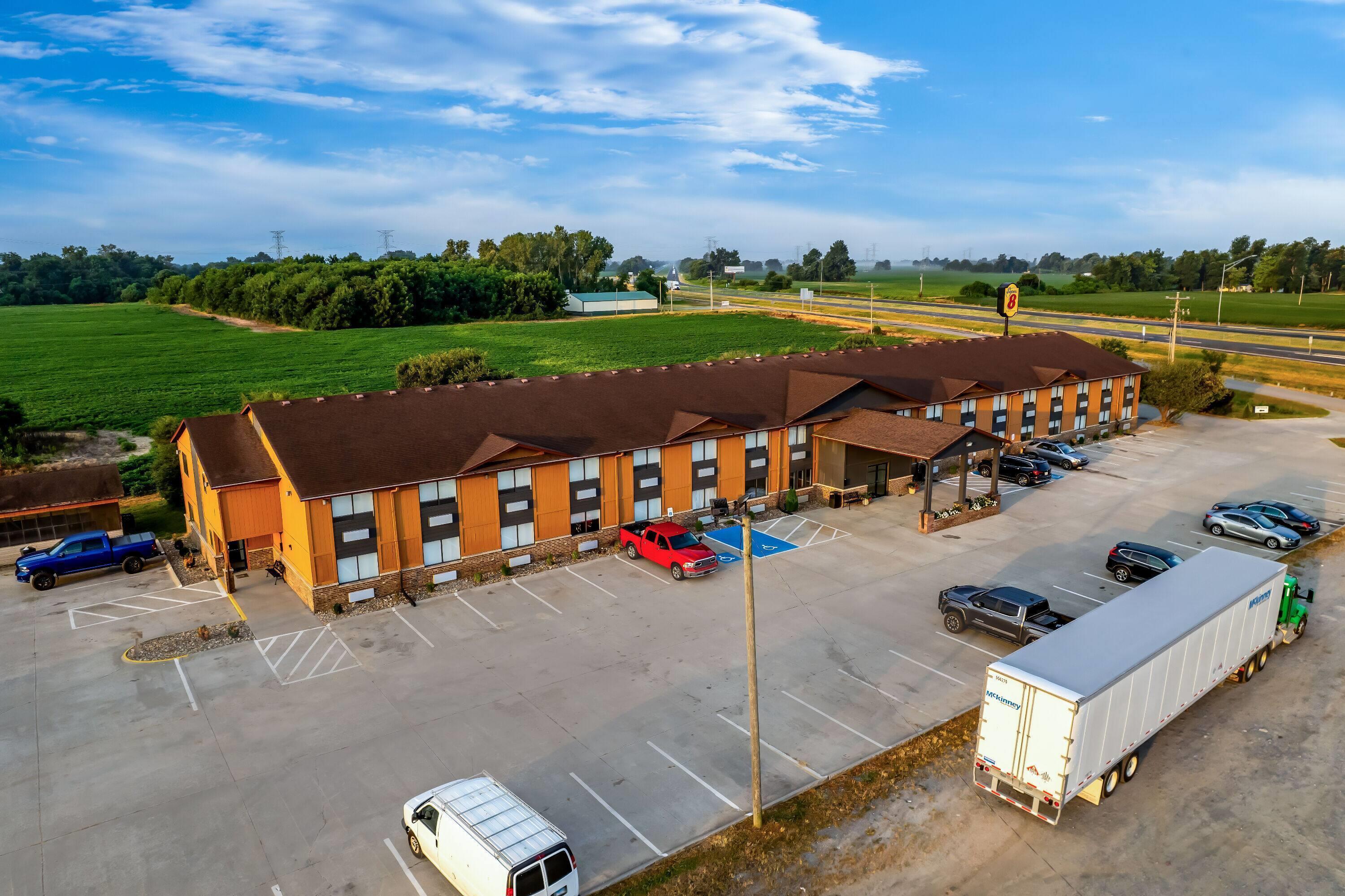 Super 8 by Wyndham Marston 30/41