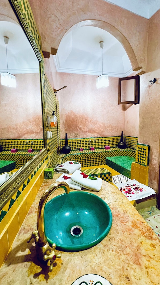 Riad Alida 42/50