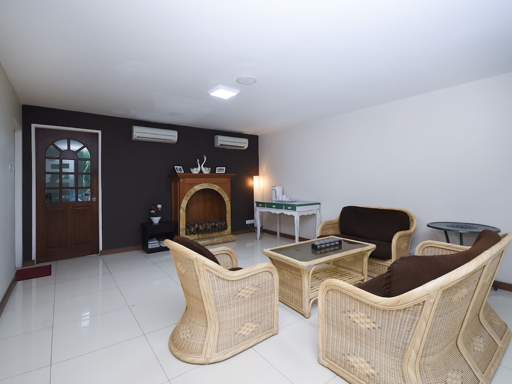 Lobby at Super OYO 89604 City Home Stay, MIRI