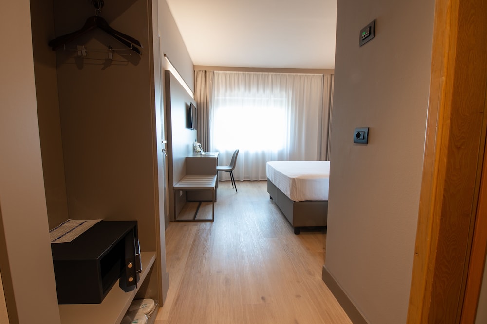 DC Hotel International 45/64