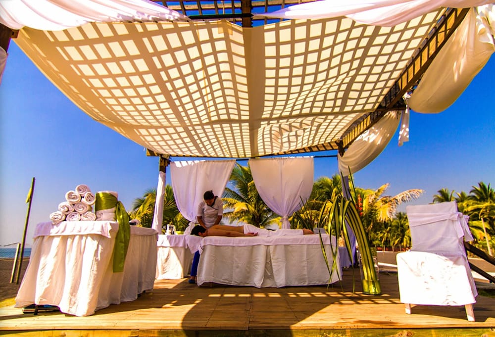 Hotel Soleil Pacifico 12/47