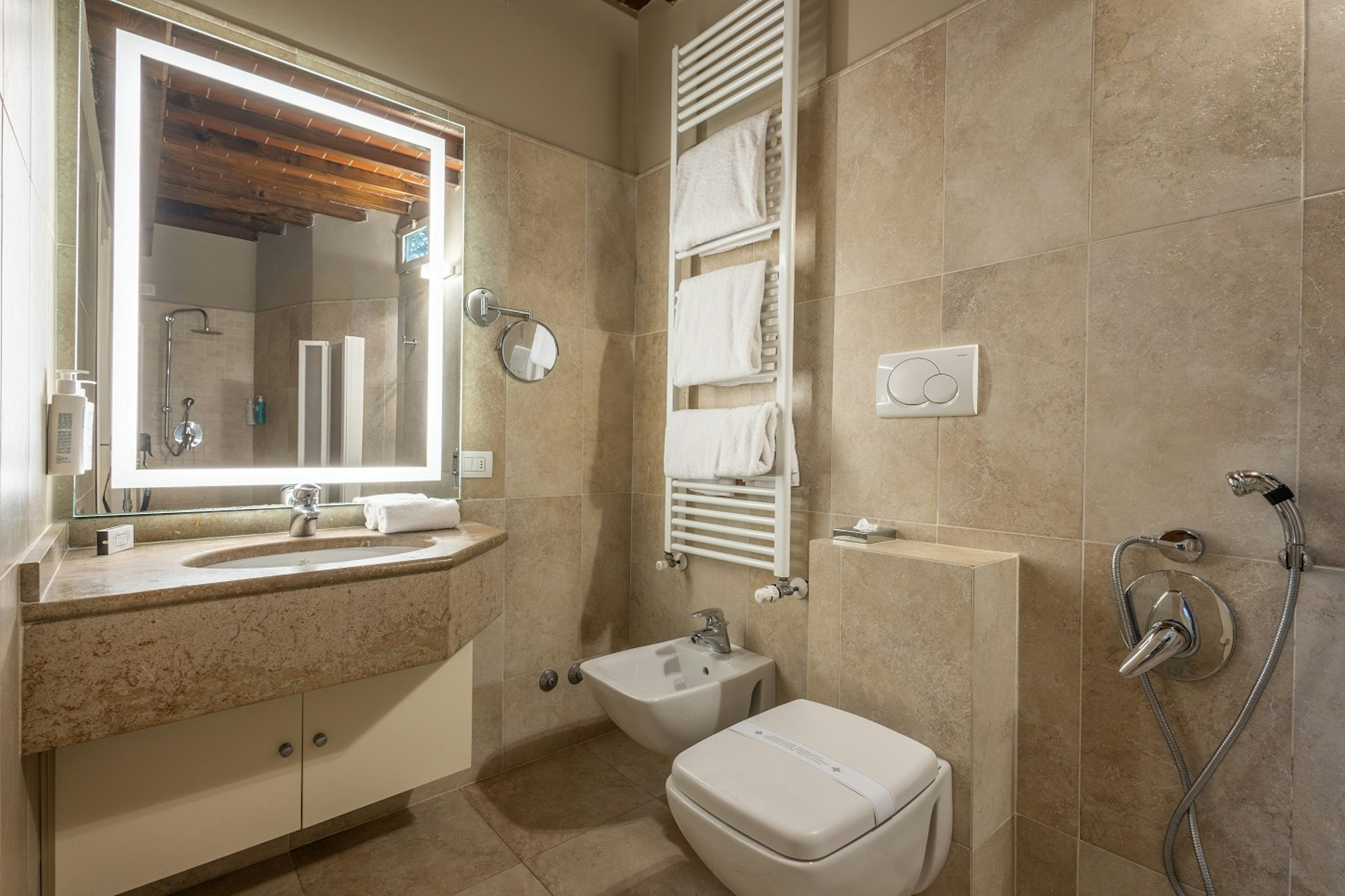 Embassy Hotel Florence 39/42