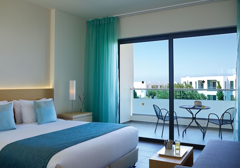 ROOM, DOUBLE BED, GARDEN VIEW