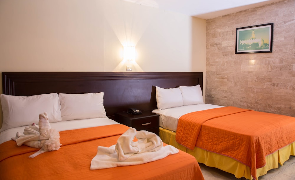 Hotel Ambassador Merida 33/72