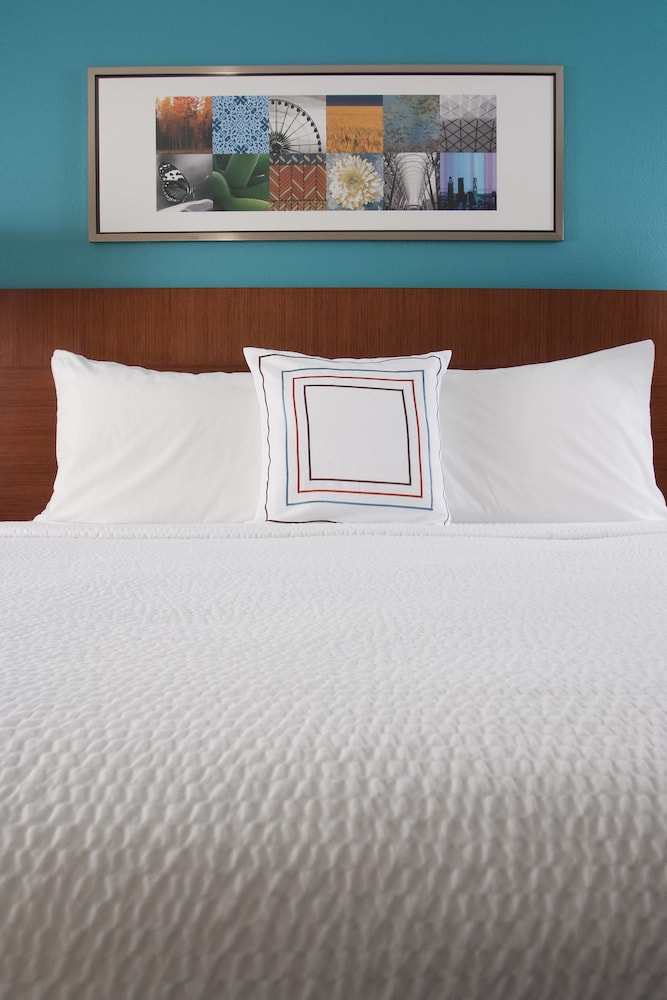 Fairfield Inn Charlotte Gastonia 15/38