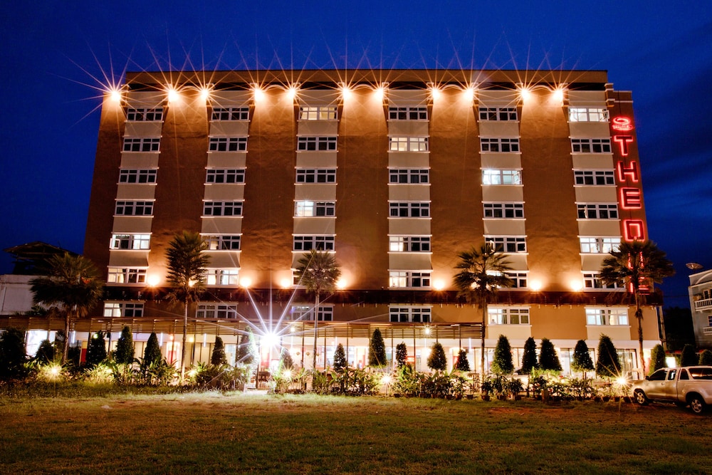 The One Hotel 4/70