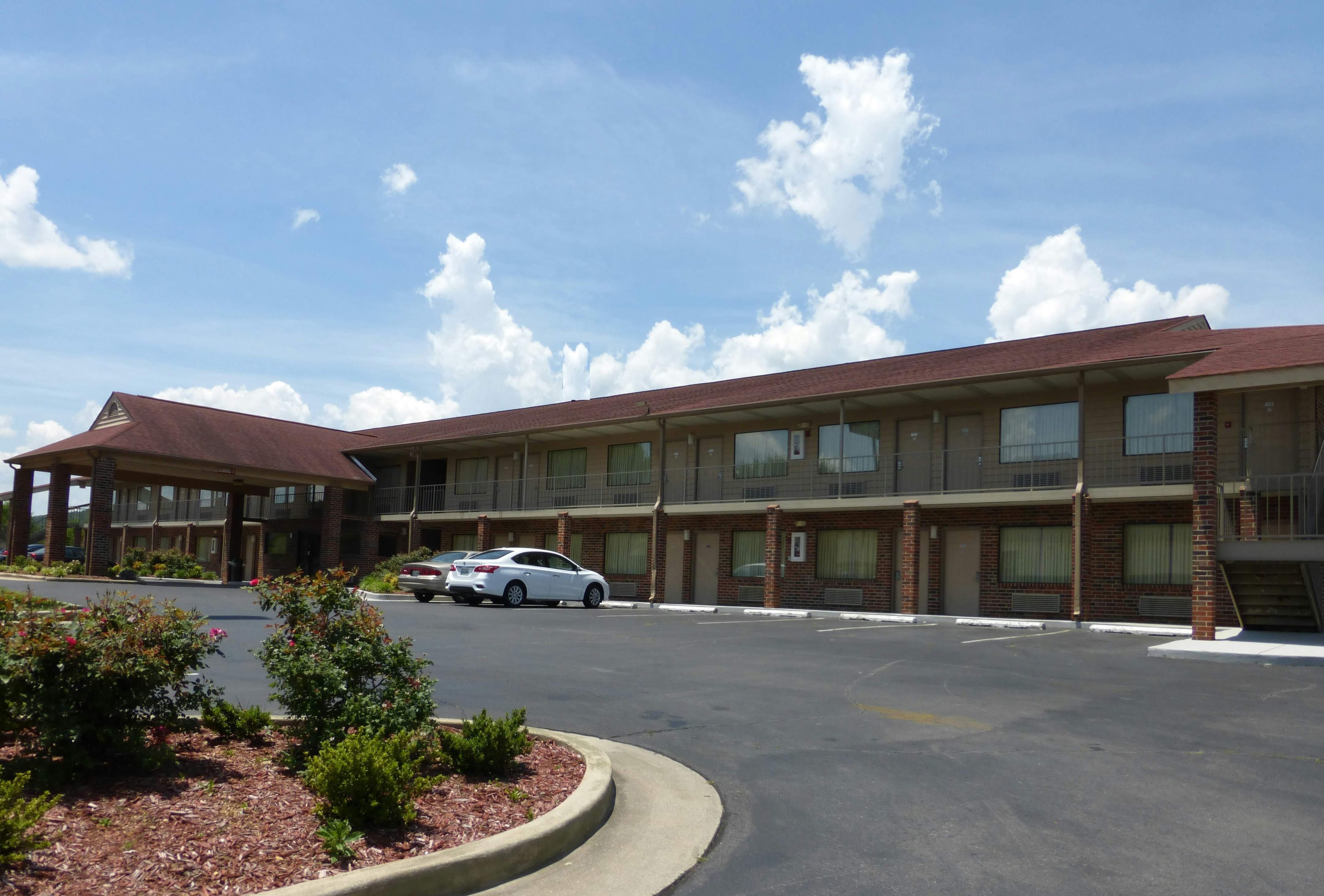 Red Roof Inn Suites Cleveland Tn 3/3