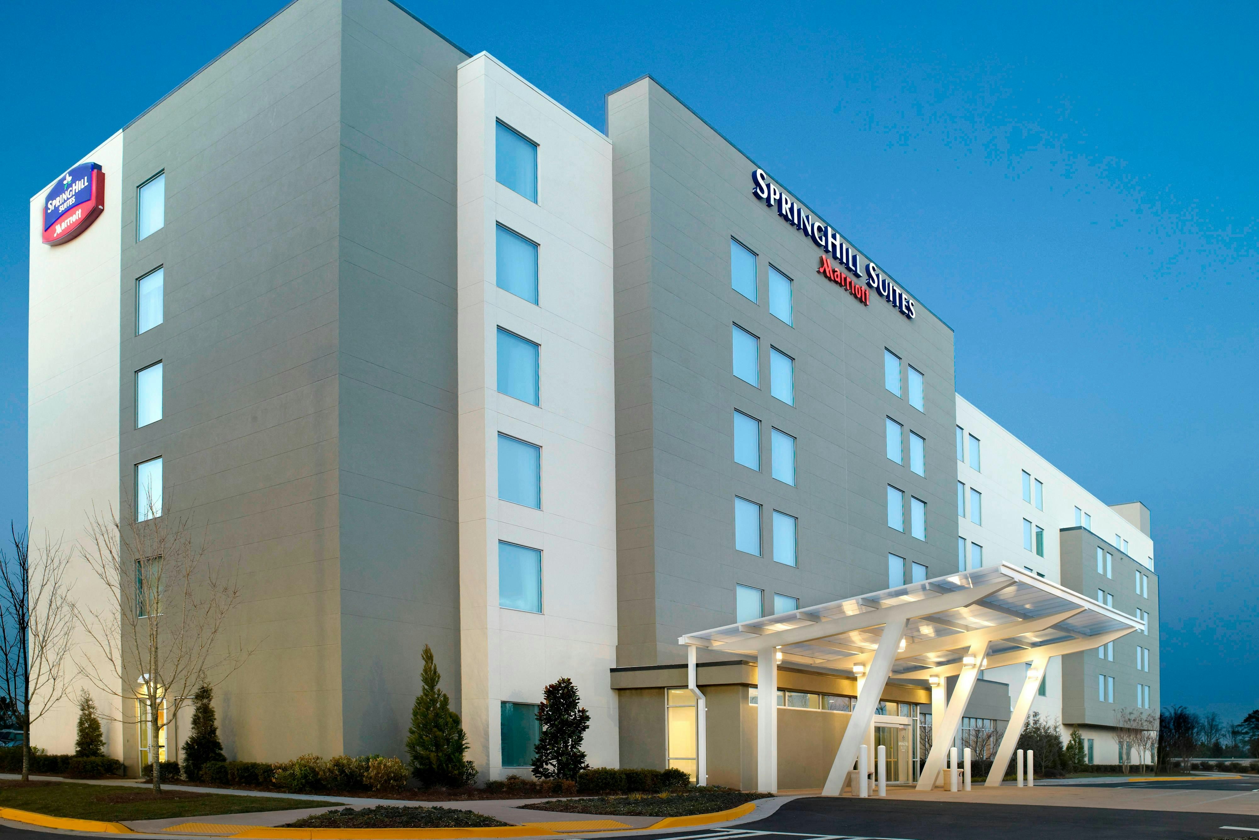 SpringHill Suites by Marriott Atlanta Airport Gateway 44/46