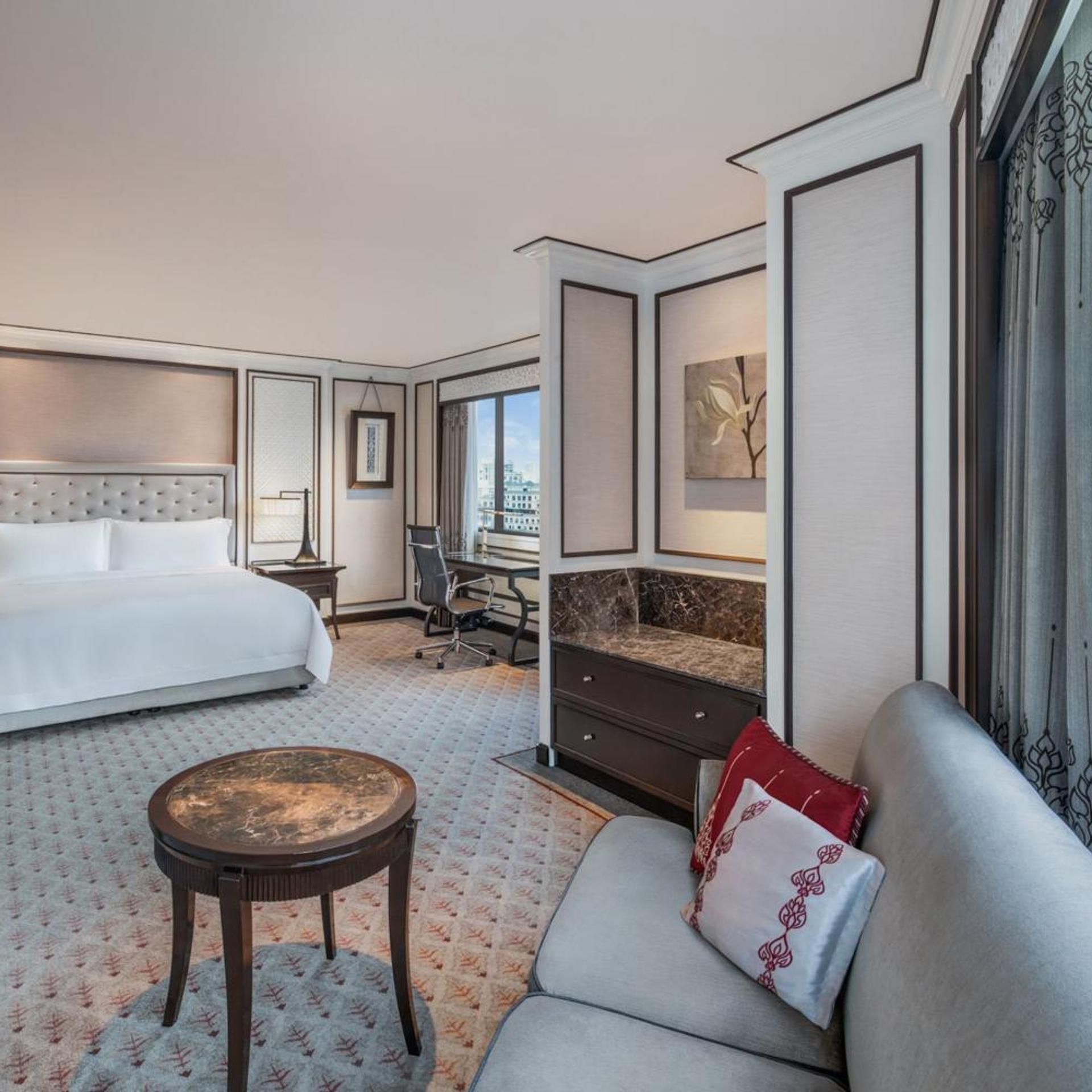 Athenee, Guest Room, Prestige, King Bed, City View, Corner، THE ATHENEE HOTEL, A LUXURY COLLECTION HOTEL BANGKOK 5/8