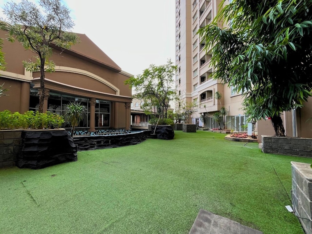 Grand Dafam Ancol Jakarta 69/74