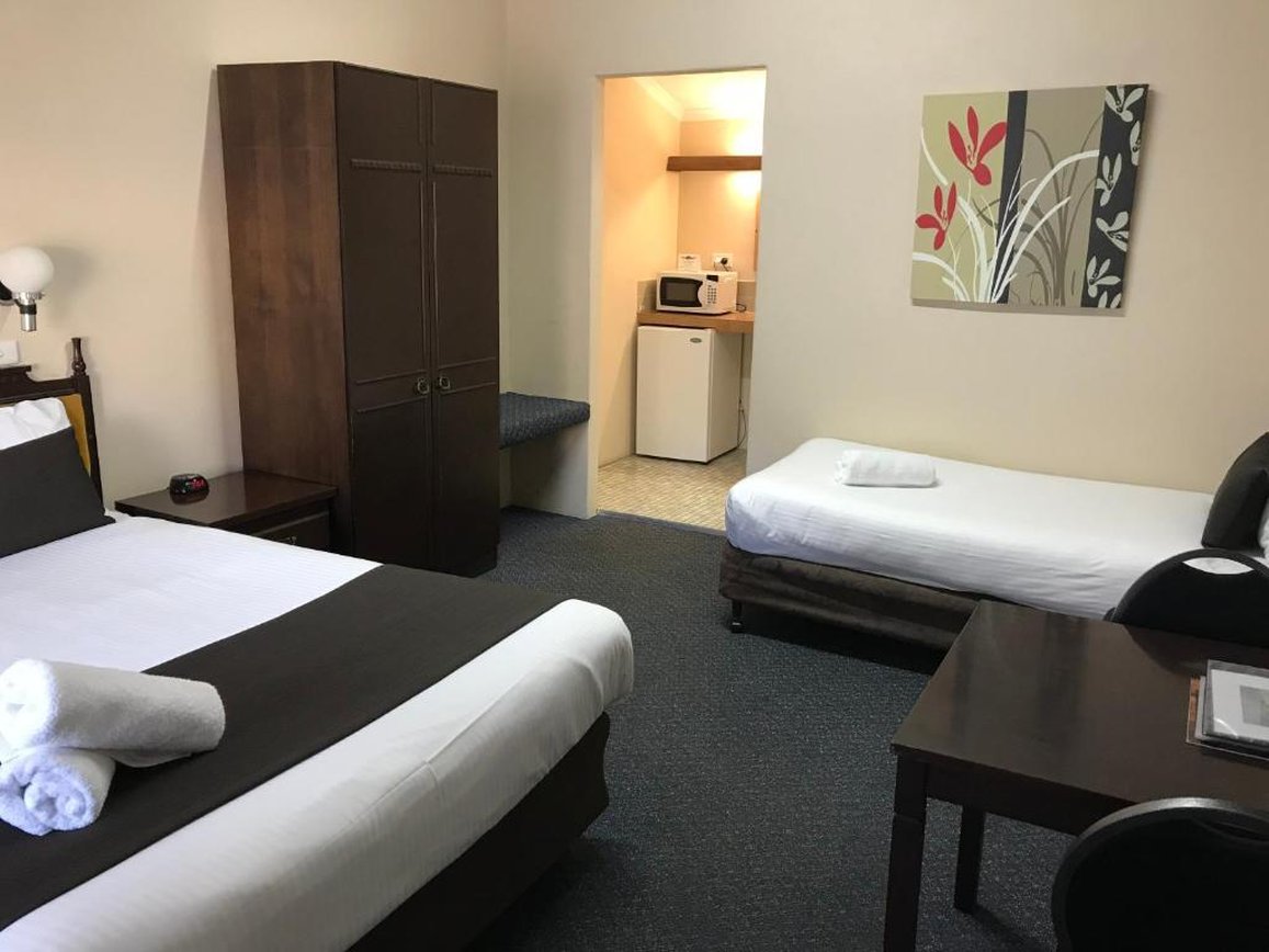 Hideaway Motor Inn 15/52