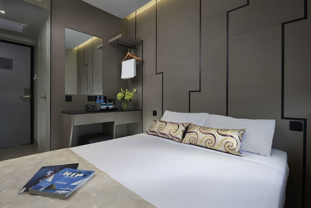 Hotel 81 Gold 16/26