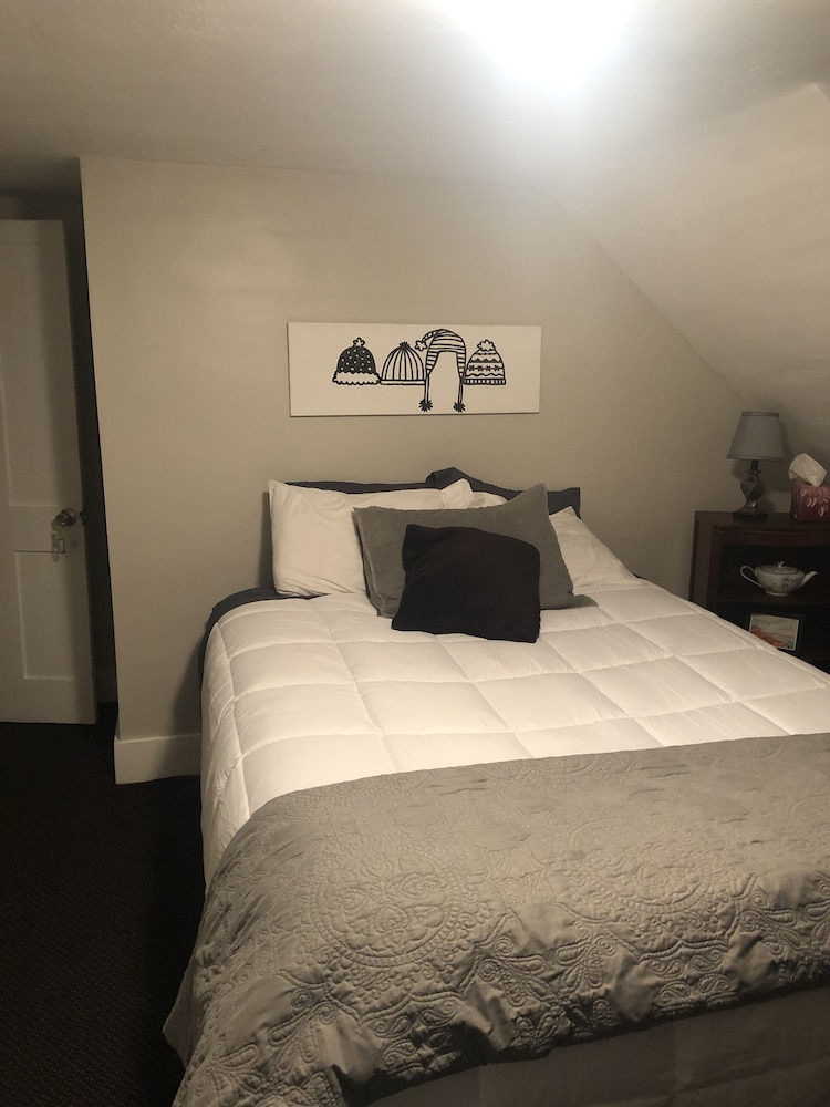The Sunny Grange B&B 7/18