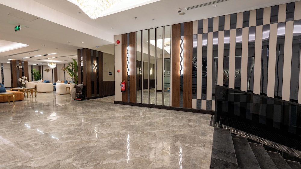 فندق كابيتال أو 162 برزين(Brzeen Hotel) 47/50