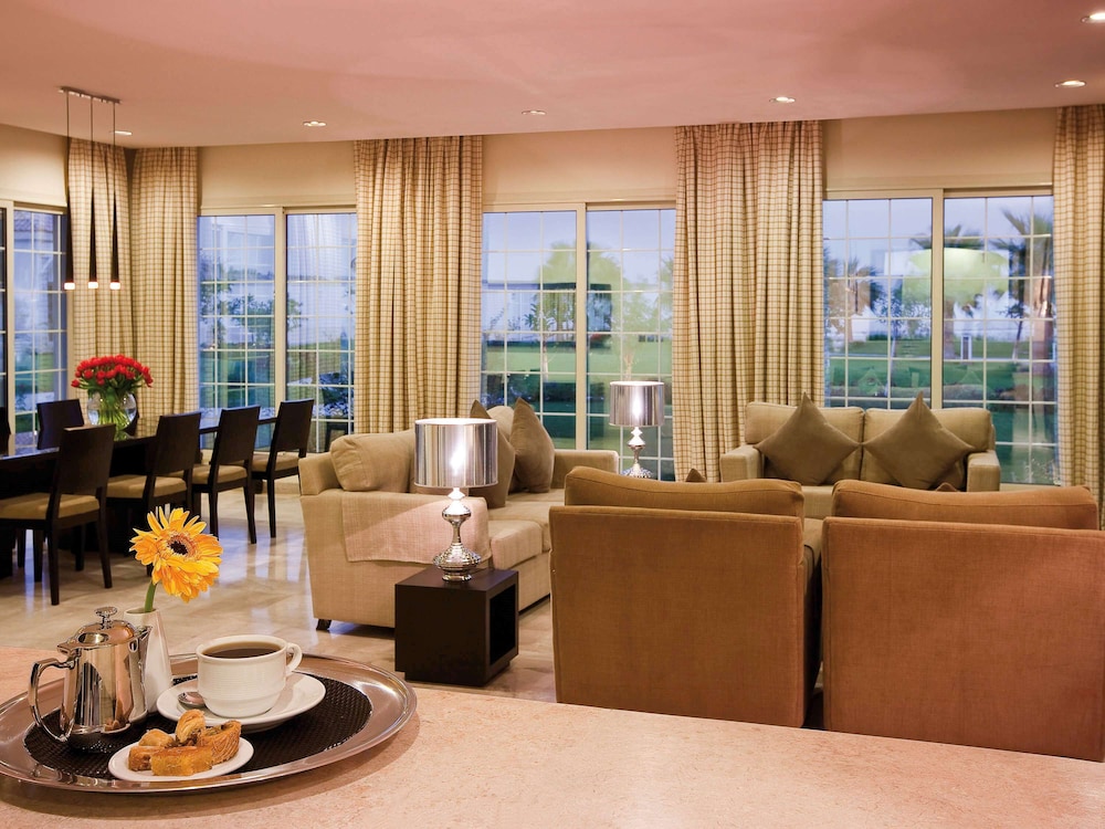 منتجع موڤنبيك شاطئ الخُبر(Movenpick Beach Resort Al Khobar) 42/71