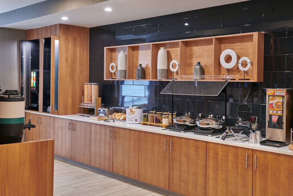 SpringHill Suites Detroit Dearborn 2/17